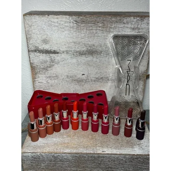 Mac Cosmetics Powder Kiss Lip Vault x 12 HOLIDAY COLLECTION - Picture 8 of 16